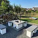 Nyugalom Szigete Apartmán *