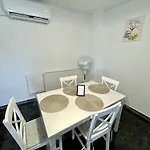 Nyugalom Szigete Apartmán *
