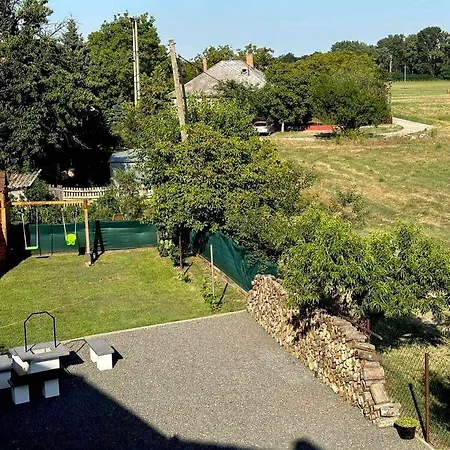 Nyugalom Szigete * Harkány