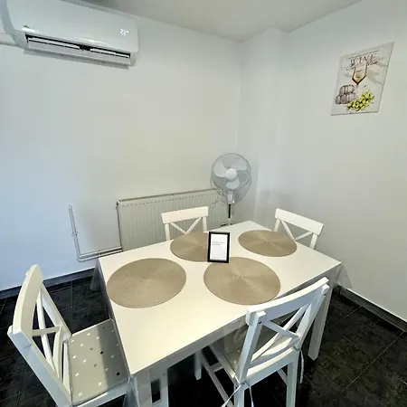 Nyugalom Szigete Apartamento *