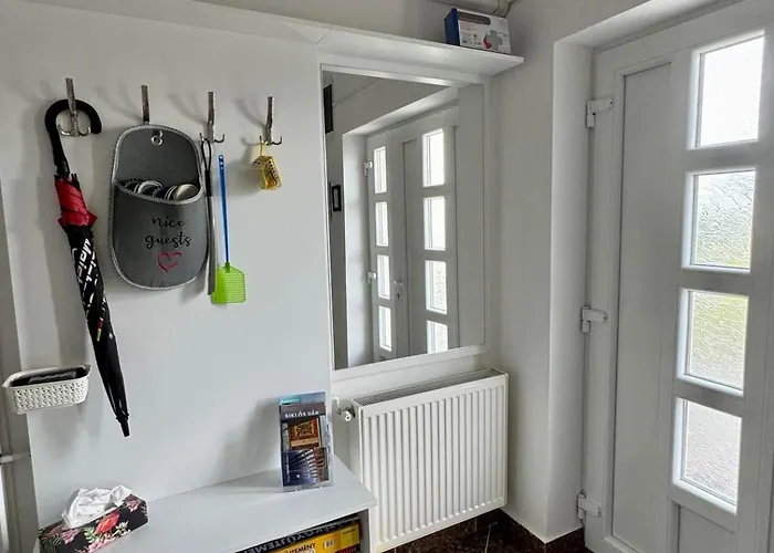 Апартаменты Nyugalom Szigete *