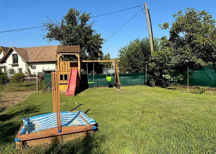 Nyugalom Szigete * Харканы