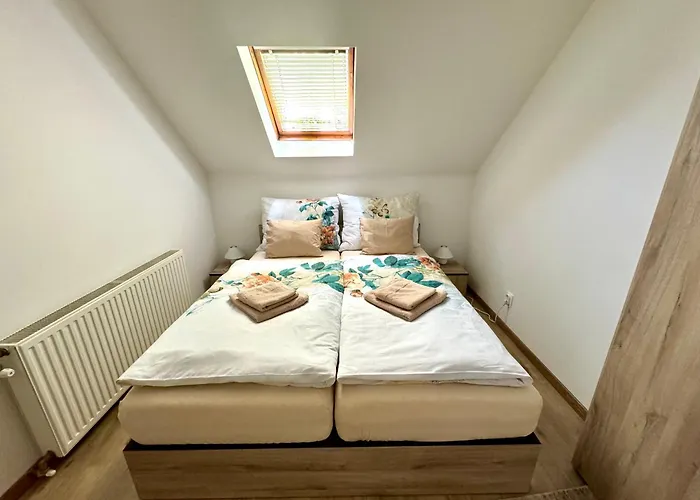 Nyugalom Szigete Апартаменты *