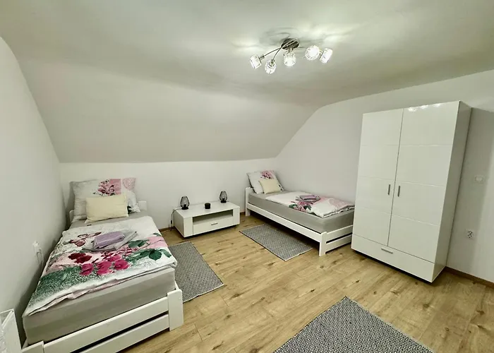 Nyugalom Szigete * Харканы